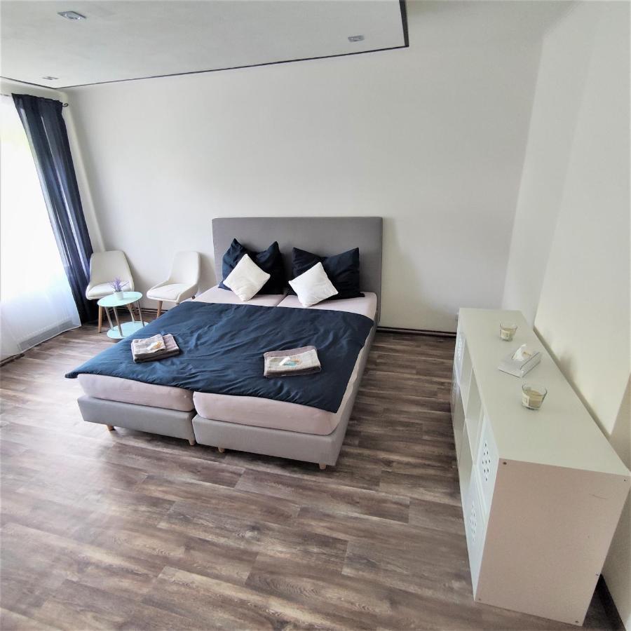 Apartmentscarlsbad การ์โลวีวารี ภายนอก รูปภาพ