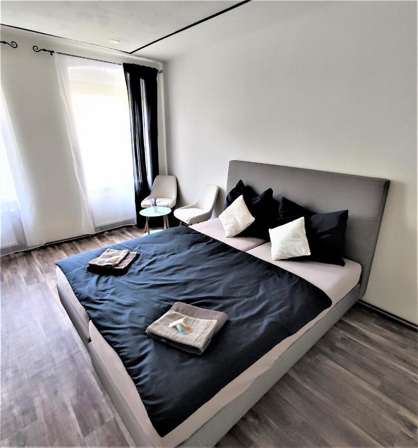 Apartmentscarlsbad การ์โลวีวารี ภายนอก รูปภาพ