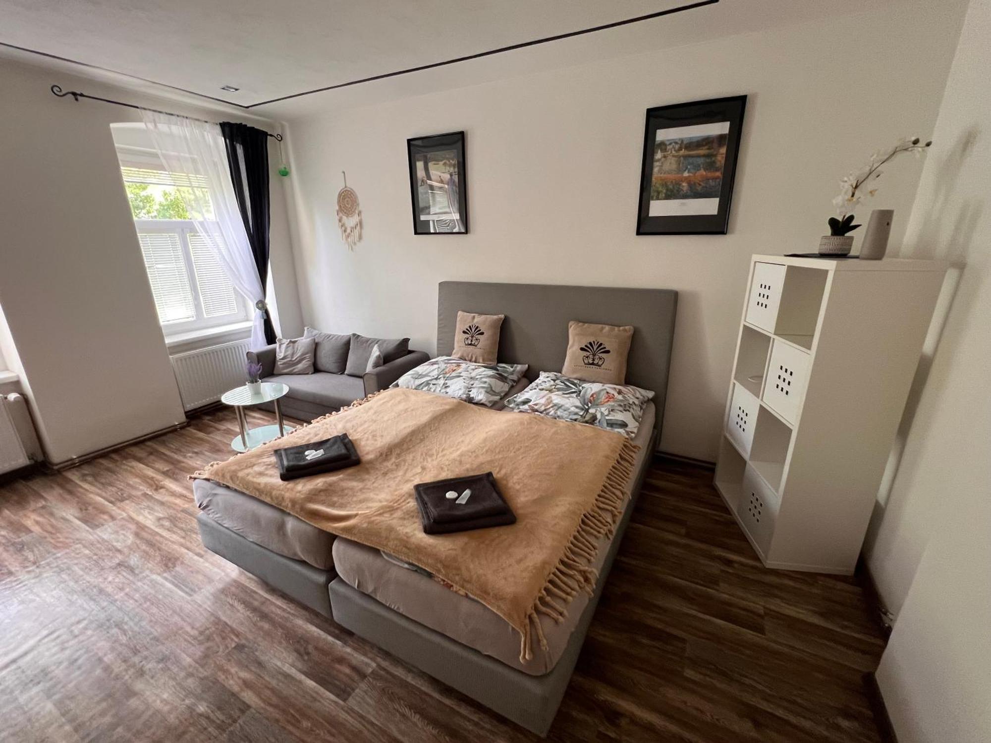 Apartmentscarlsbad การ์โลวีวารี ภายนอก รูปภาพ